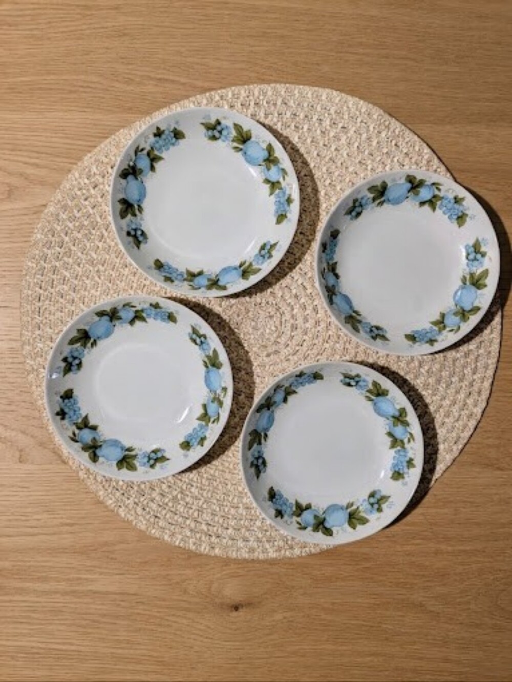 Noritake Blue Orchard Small Fruit / Dessert Bowls. Set Of 4